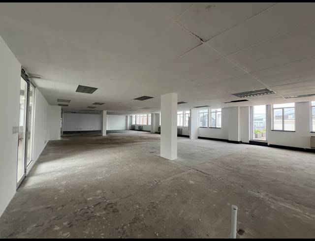 475M² OFFICE TO LET IN ILLOVO